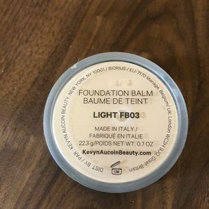 Kevyn Aucoin Foundation Balm in Light FB03